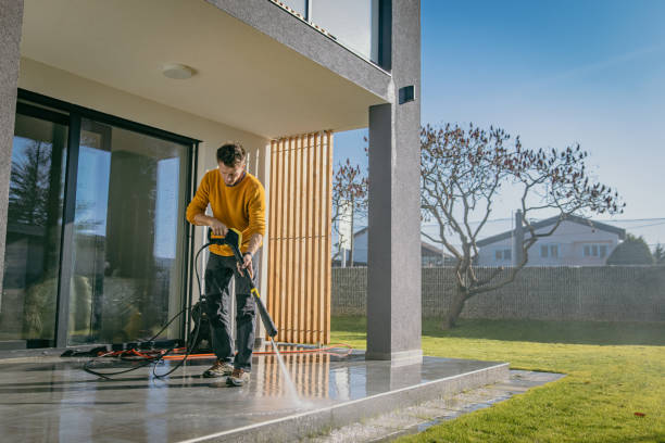 Best Pool Deck Cleaning  in Winter Haven, FL